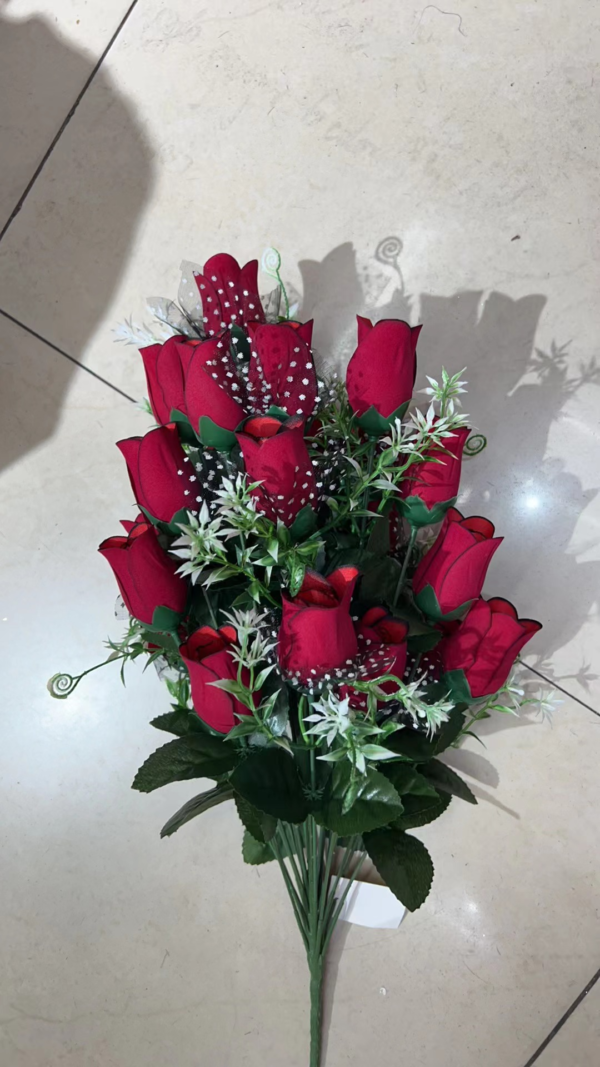 RAMO 24 ROSAS(200)