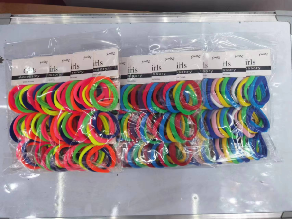 COLAS DE COLRES (precio por  PAQUETE de12 paquetido)(200)