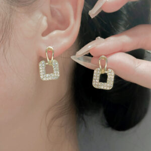 ARETES(240)