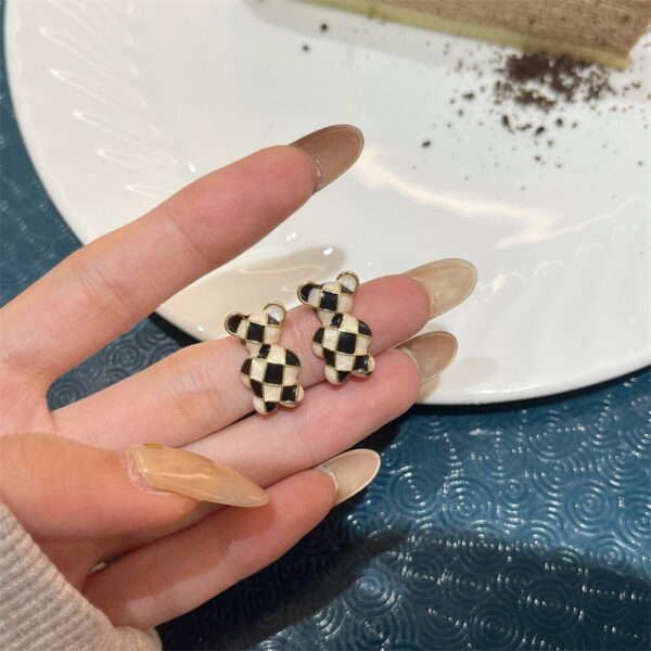 ARETES(240)