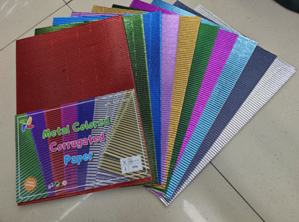 PAPEL CORRUGADO METALICO A4 10 COLORES(100)