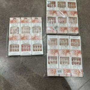 UNAS POSTIZA(720)