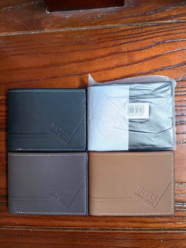 BILLETERA (600)