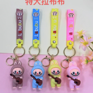 LLAVERO LABU CON GUITARA(600)